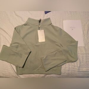 Balance Athletica/Vitality Refine Cropped Zip *Size-Large *Color- Halogen